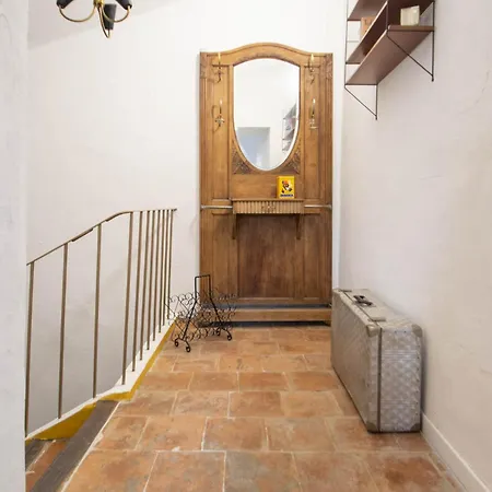 D'hotes Les Cypres De L'ile Bed & Breakfast *